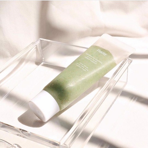 Review 7 tẩy tế bào chết cho da dầu được nhiều người lựa chọn 2025