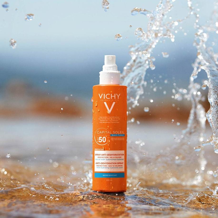 Xịt chống nắng Vichy với khả năng chống nước cao.