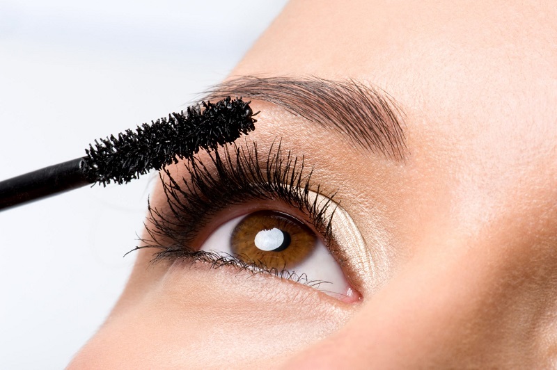 Review 5 mascara làm dài mi chống lem “siêu xịn” được chị em ưa chuộng 2021 6