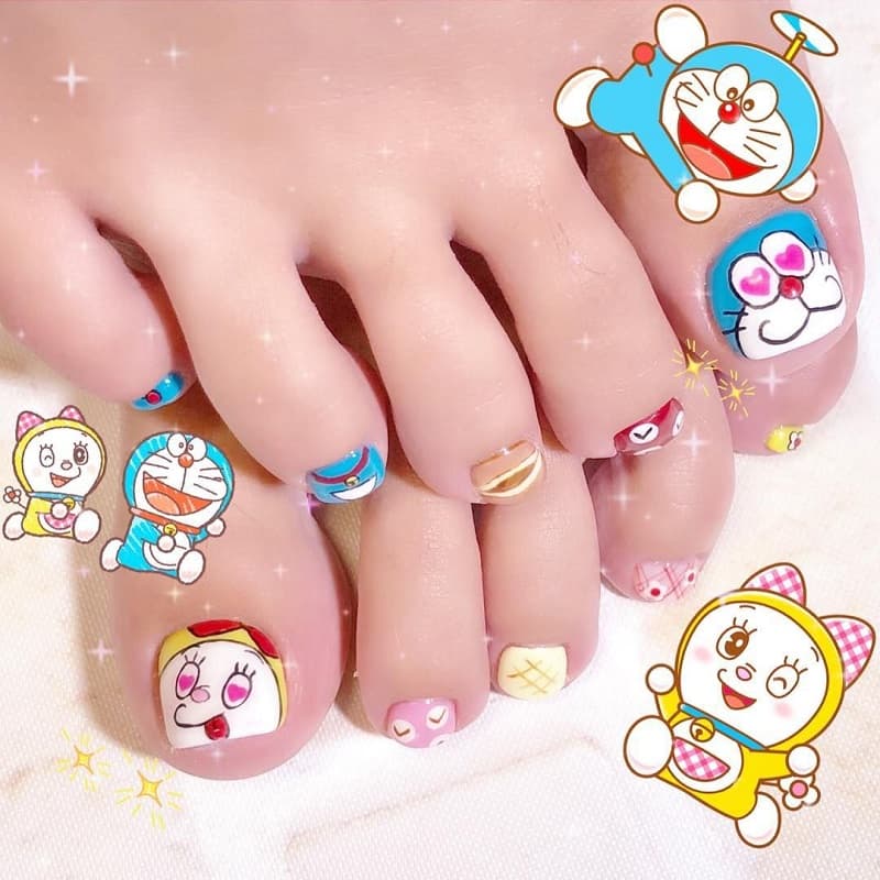 Mẫu nail doraemnon 16