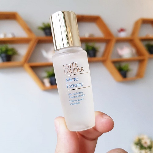 Review 7 nước thần “đánh thức vẻ đẹp” được chị em tin dùng 2025