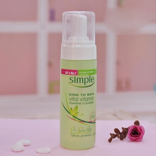 Review 6 sữa rửa mặt Simple phổ biến nhiều người dùng 2025