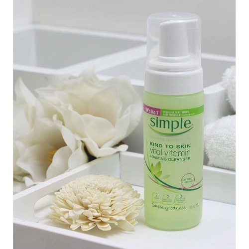Review 6 sữa rửa mặt Simple phổ biến nhiều người dùng 2025