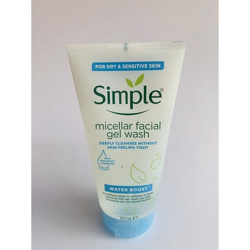 Review 6 sữa rửa mặt Simple phổ biến nhiều người dùng 2025