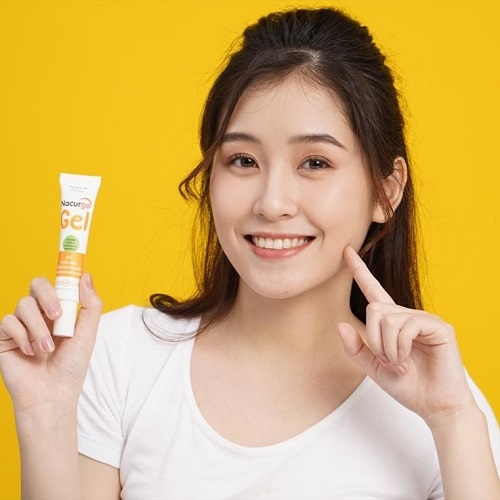 Review Nacurgo Gel có trị mụn, trị thâm tốt không?