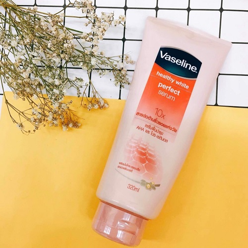 Review 3 kem dưỡng ẩm Vaseline giúp da trắng sáng