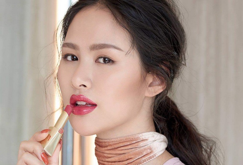 Khả năng lên màu của son Estee Lauder