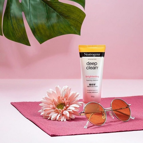 Review 5 sữa rửa mặt Neutrogena “bán chạy” nhất 2025