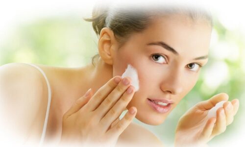 Review 5 sữa rửa mặt Neutrogena "bán chạy" nhất 2025