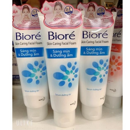 Sữa rửa mặt Bioré sáng mịn dưỡng ẩm