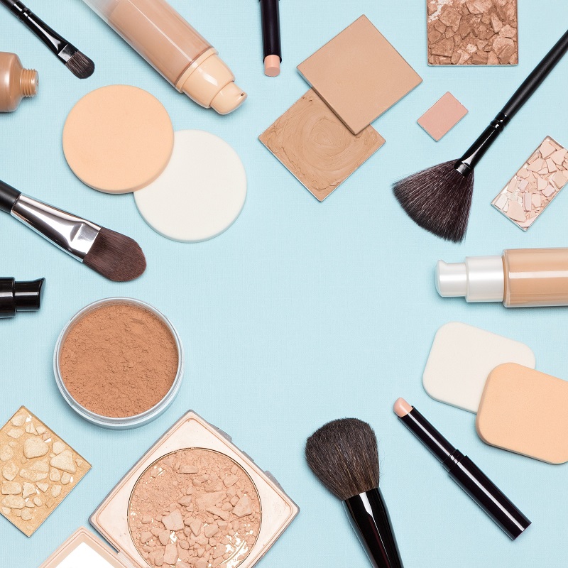 Các dạng concealer (kem che khuyết điểm)