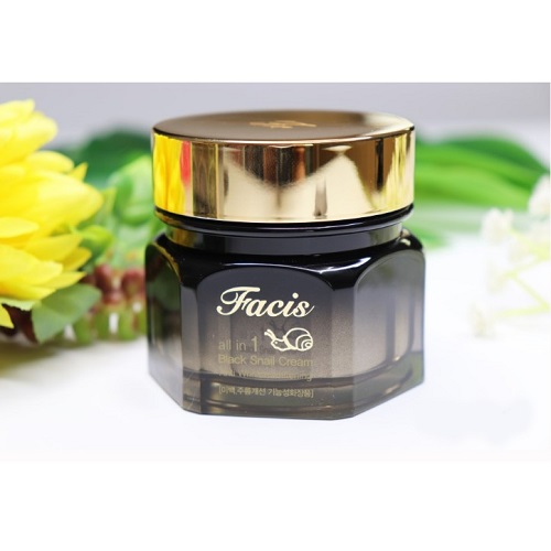 Review 7 kem trị tàn nhang ốc sên nhiều người gọi tên 2025