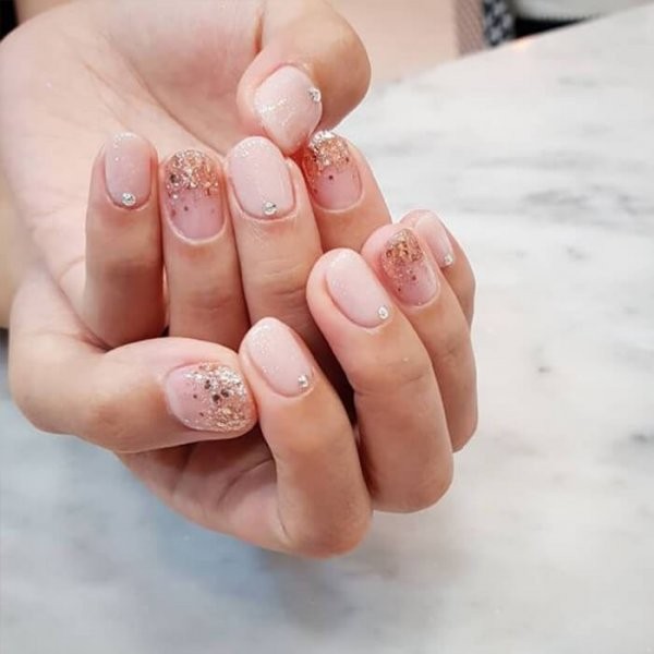 Gợi ý 3 kiểu nail DIY tại nhà cực xinh 9