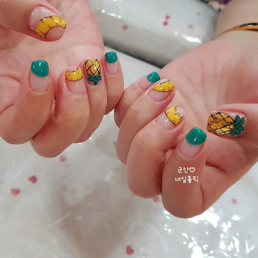 Chia sẻ 3 kiểu nail hình trái thơm siêu đáng yêu 4