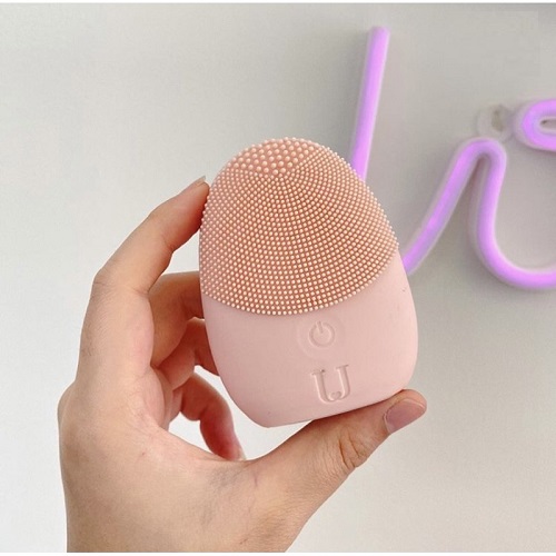 Review máy rửa mặt Miniso giá bình dân thì liệu có tốt không?