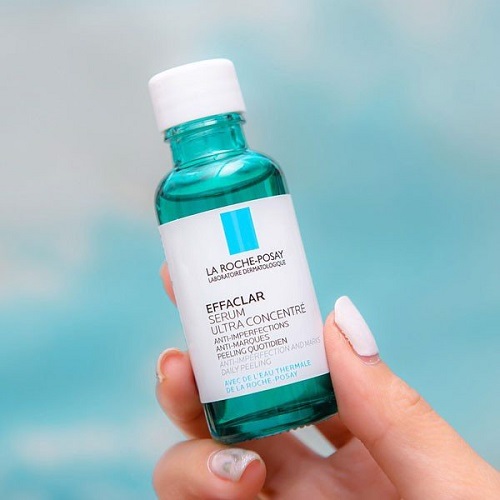 Review 7 serum trị mụn cho da dầu đáng dùng hiện nay 2025