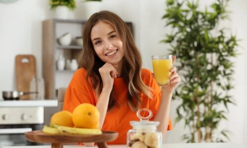 Uống nước cam mỗi ngày có tốt không? Thời điểm nào nên dùng?