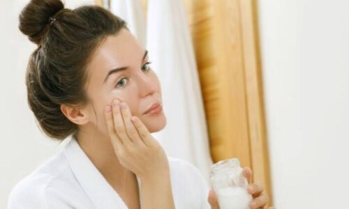 Review 9 gel tẩy trang đang được yêu thích hiện nay 2025