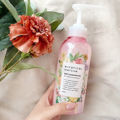 Review 9 gel tẩy trang đang được yêu thích hiện nay 2025