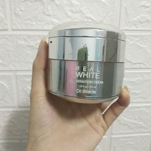 Review kem dưỡng trắng Real White có tốt không? Giá bao nhiêu?