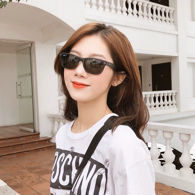 Mẫu kính Wayfarer